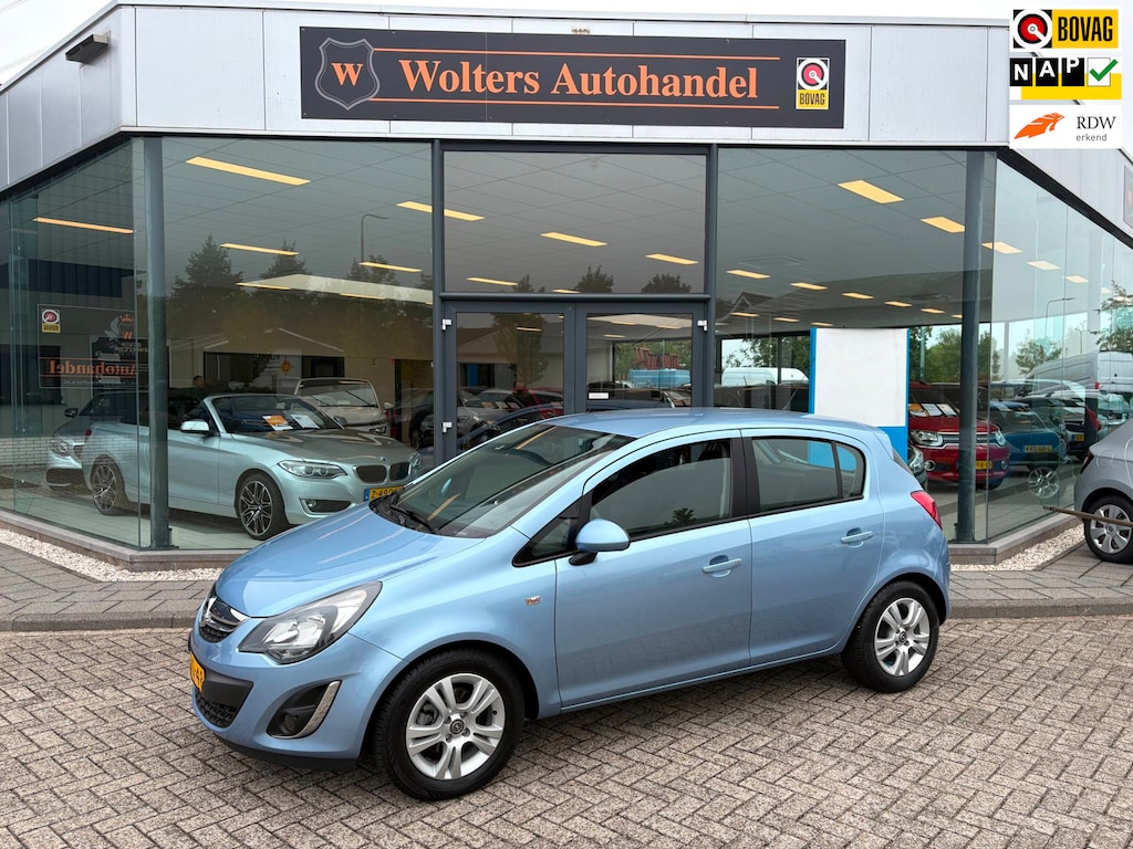 Opel Corsa 1.4-16V Berlin *AC uniek met nap