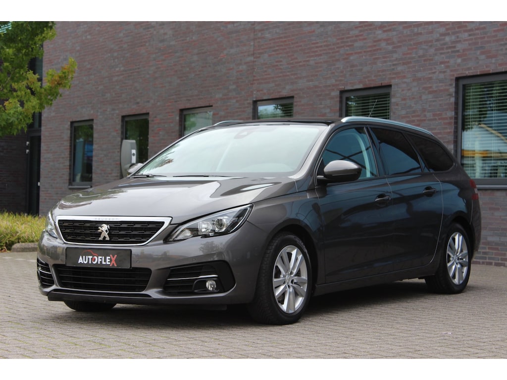 Peugeot 308 SW 1.2 PureTech Blue Lease Executive