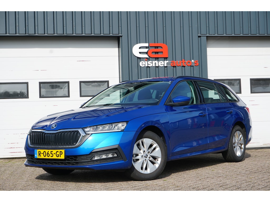 Skoda Octavia Combi 1.0 TSI Ambition | CARPLAY | KEYLESS | CLIMATE | DEALER ONDERHOUDEN |
