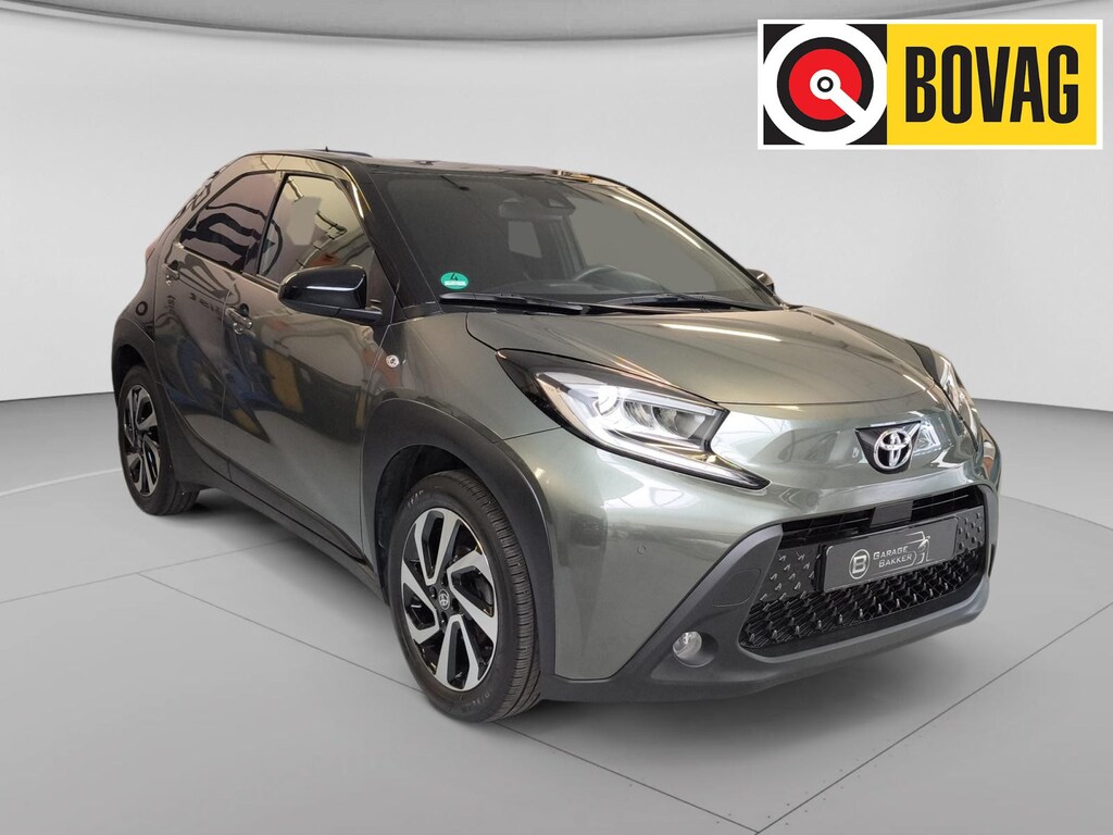 Toyota Aygo X 1.0 VVT-i MT Pulse Camera | Stoelverwarming | Keyless | Draadloze telefoonlader
