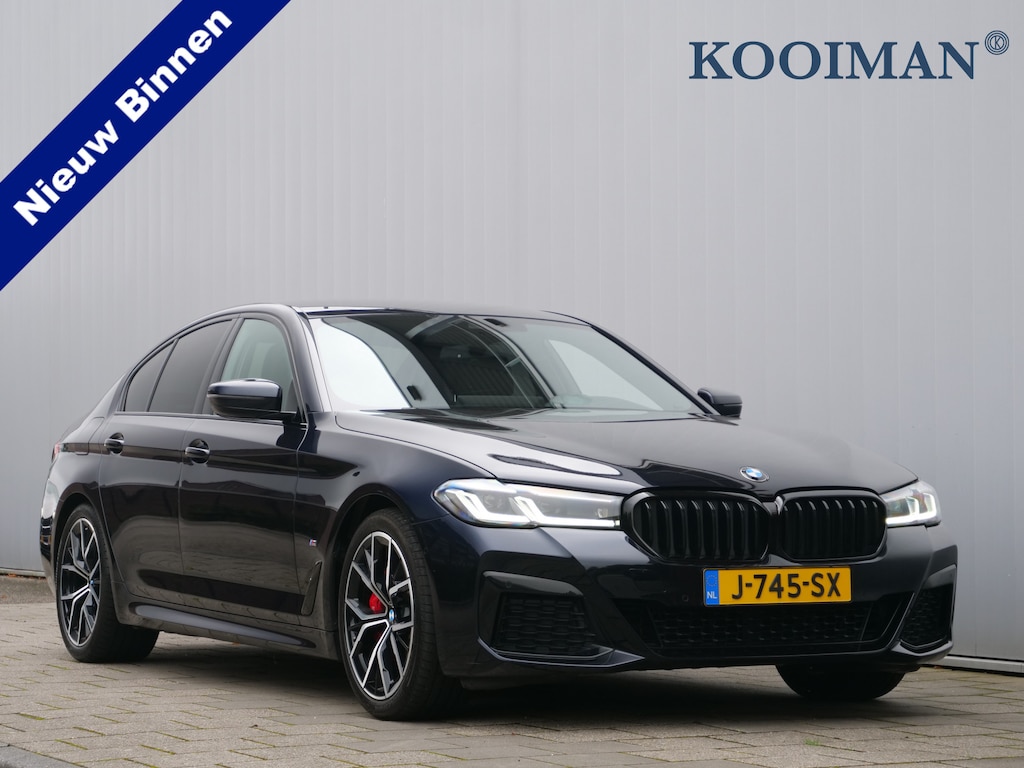 BMW 5-Serie 520i High Executive Edition 184 Pk Automaat M-pakket / Navi / DAB / Apple Carplay / Leer