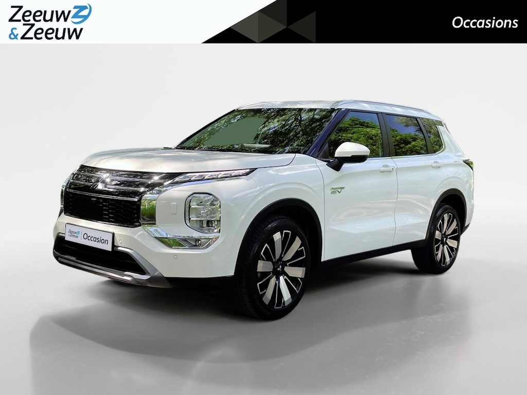 Mitsubishi Outlander 2.4 PHEV First Edition | NAVI | 4X4 | YAMAHA GELUID | LEER/ALCANTARA | DUAL CLIMATE |