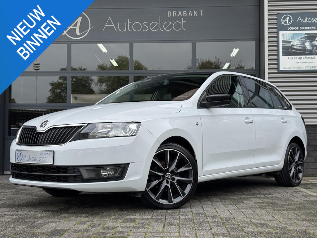 Skoda Rapid Spaceback 1.2 TSI Greentech Elegance Pano | 17" LMV