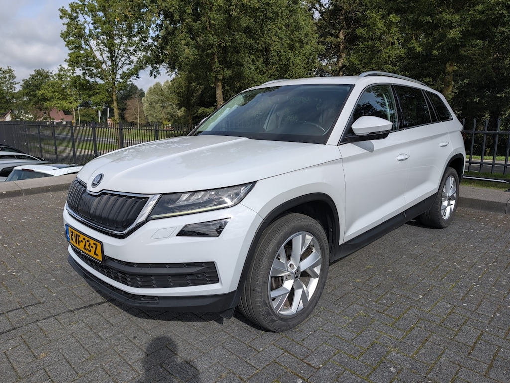 Skoda Kodiaq 1.5 TSI | 150PK | Elek. Trekhaak | Pano | LED | Climate | ACC | 7 zitter | Stoelverw. | PDC | App conn.|