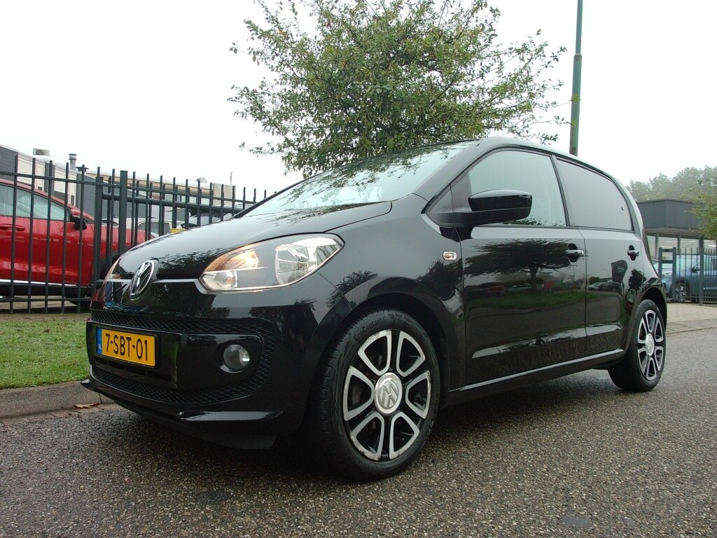 Volkswagen Up! 1.0 60PK High up!