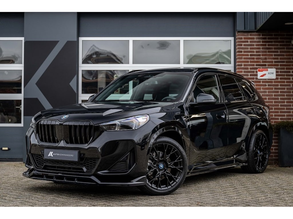 BMW X1 xDrive25e M Sport | Panorama | Driving Ass. Prof. | Head-Up | 360 Camera | Maxton | 20' Inch |