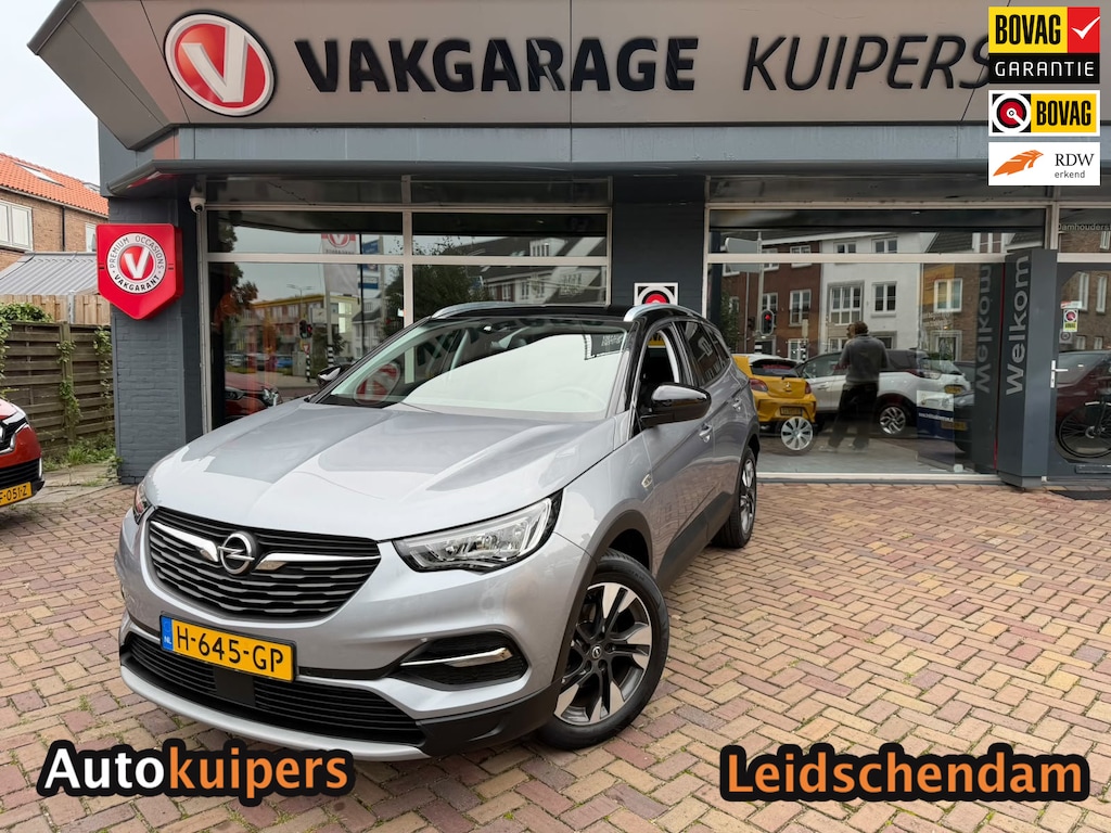 Opel Grandland X 1.2 Turbo Business Executive