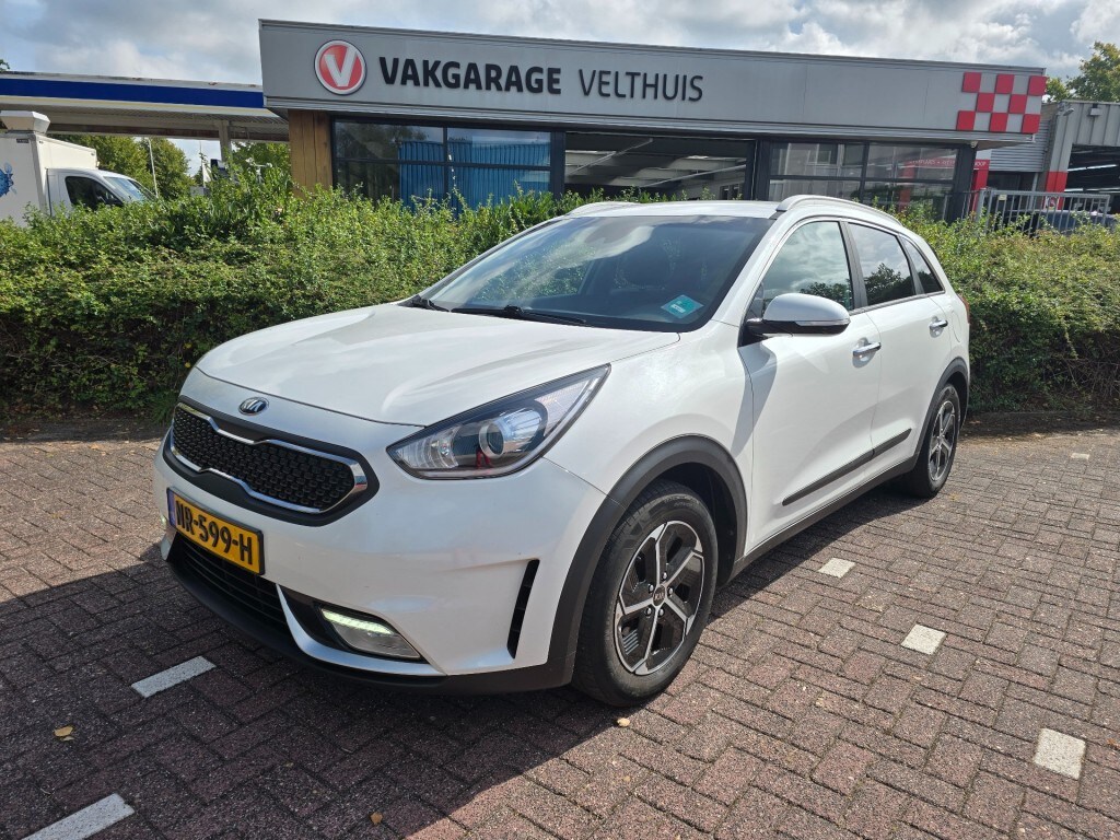 Kia Niro Hybrid 1.6 GDi Hybrid First Edition - Trekhaak - Cruise control Ã¢ÂÂ Camera Ã¢ÂÂ Apple CarPlay/Android Auto