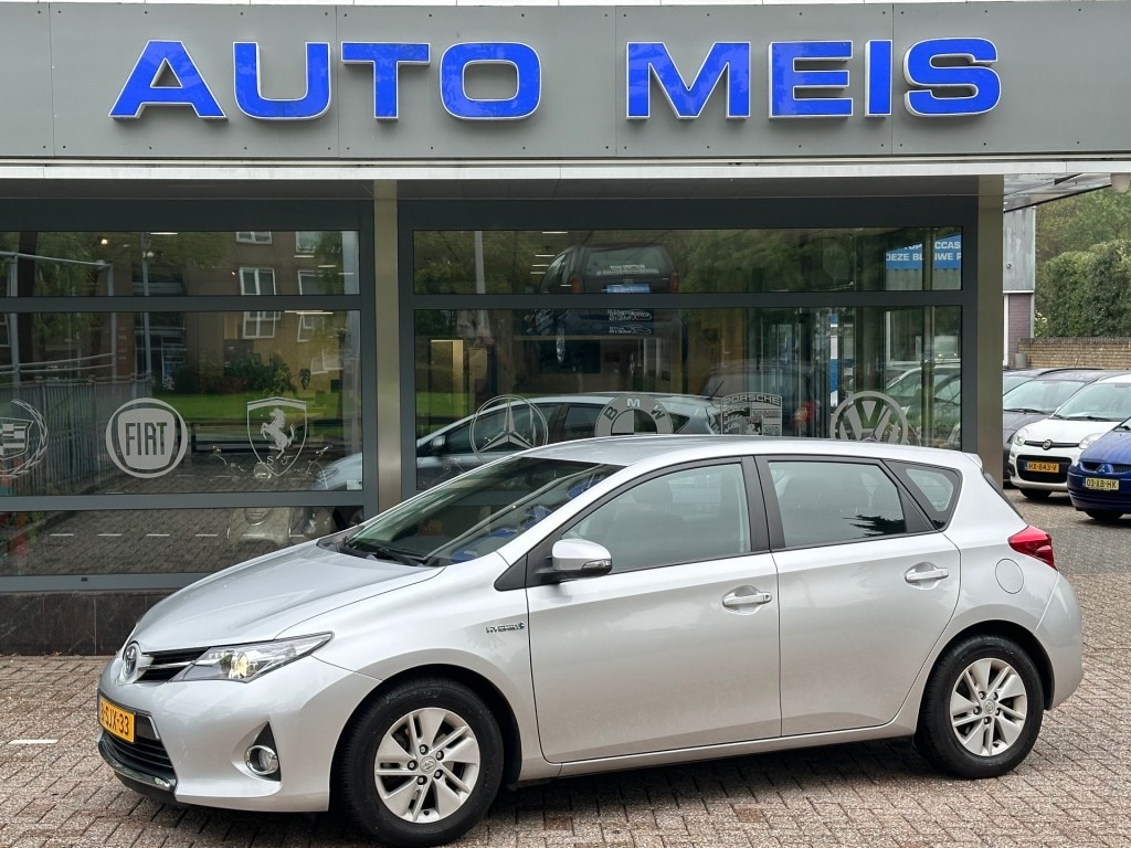 Toyota Auris 1.8 Hybrid Aspiration Automaat Navi camera Cruise Trekhaak NAP-Autopas