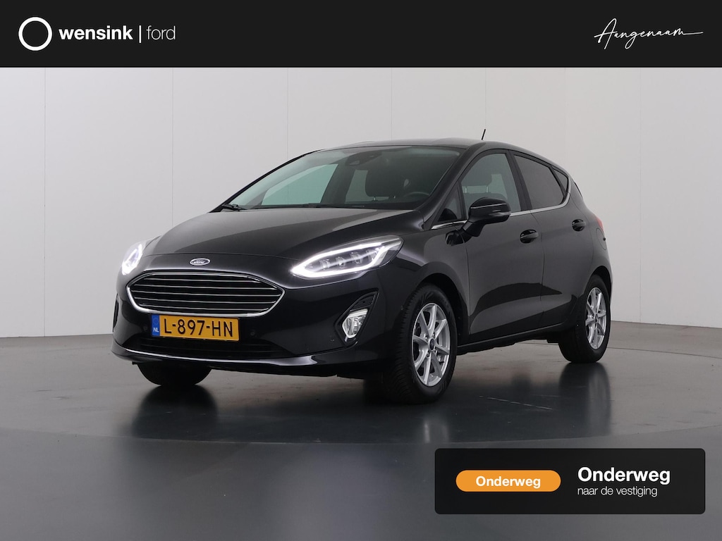 Ford Fiesta 1.0 EcoBoost Titanium 95pk | Winterpakket | Navigatie | Trekhaak | Parkeersensoren voor en achter | Full LED koplampen