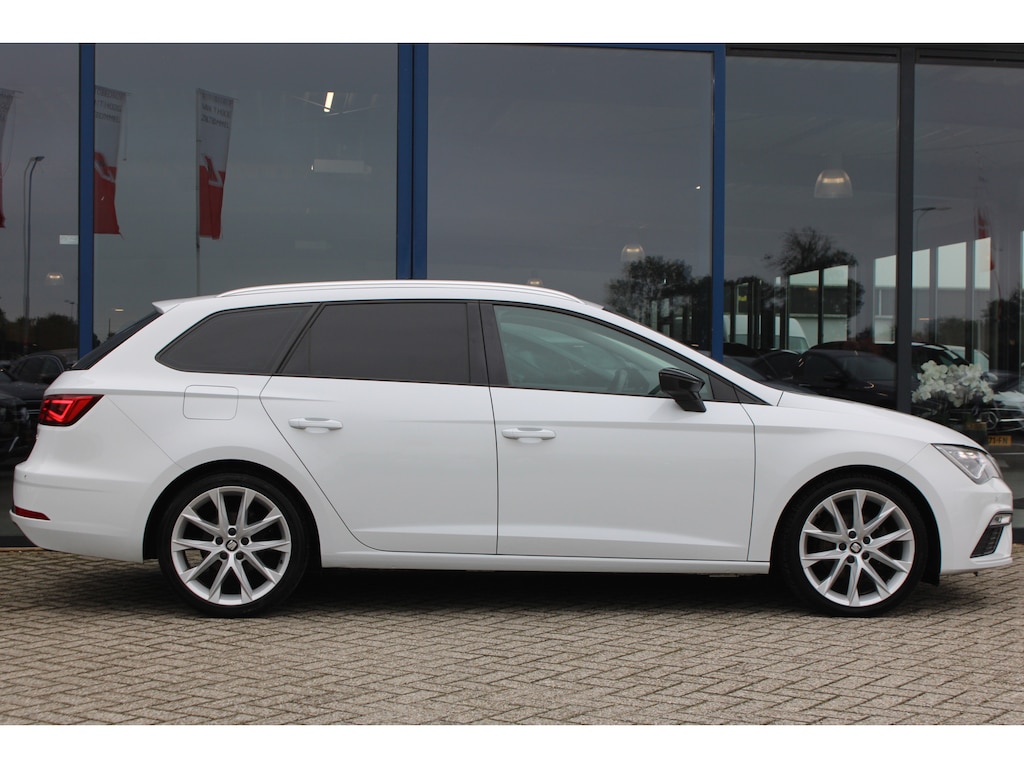 SEAT Leon ST 1.5 TSI FR Business Intense PANORAMADAK ACC