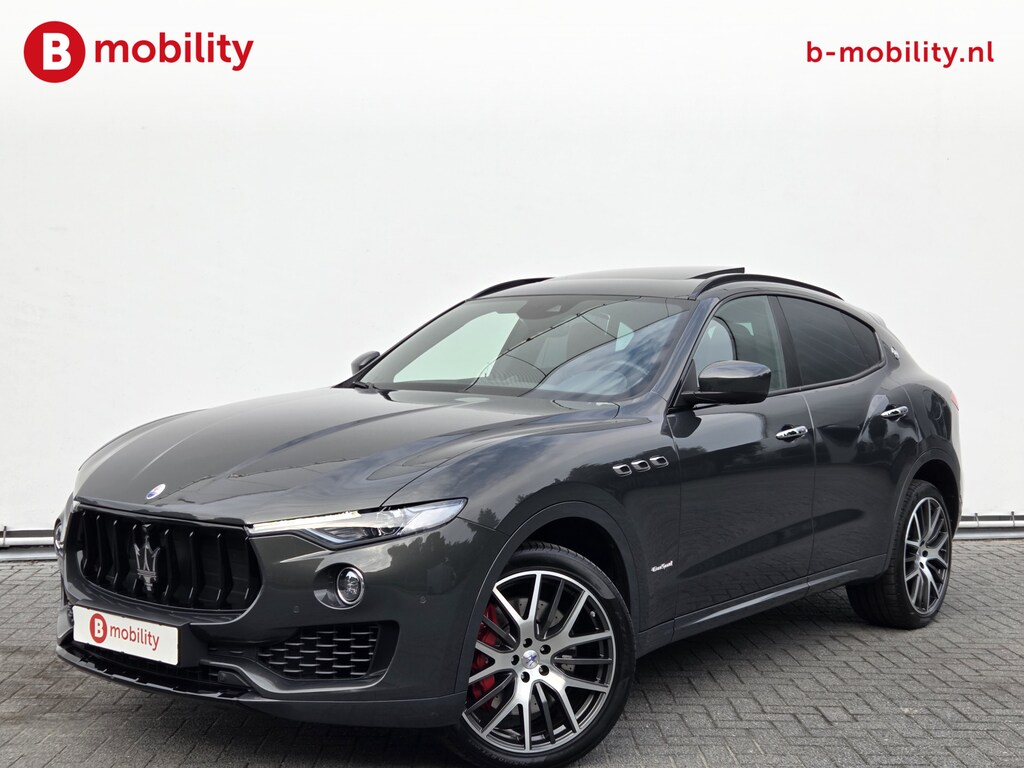 Maserati Levante 3.0 V6 SQ4 AWD GranLusso "Verde Ossido" Panoramadak NL auto! | Harman/Kardon | Soft Close | Achteruitrijcamera | Elek. Stoelen