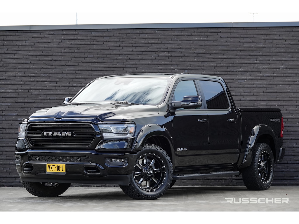 Dodge Ram 1500 5.7 V8 401Pk 4x4 | Crew Cab | Laramie | Leder | Achteruitrijcamera | Trekhaak | 20''