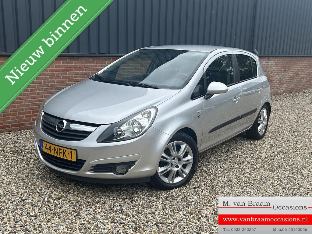 Opel Corsa 1.2-16V '111' Edition