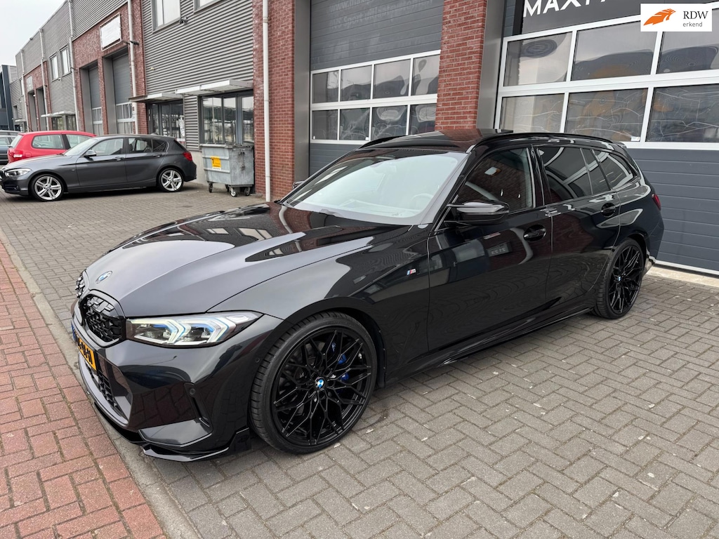 BMW 3-Serie M340i LCI xDrive ACC Pano Leder Camera Trekhaak H/K HUD
