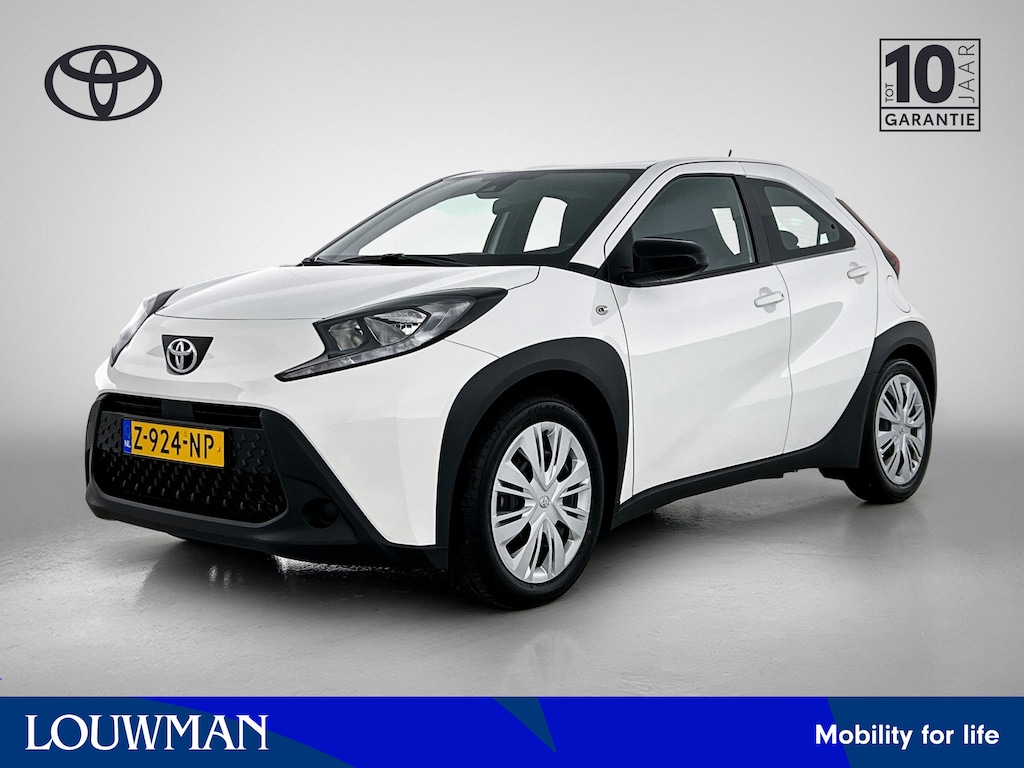 Toyota Aygo X 1.0 VVT-i MT Play | Achteruit rij camera | Navigatie via smartphone | Airco