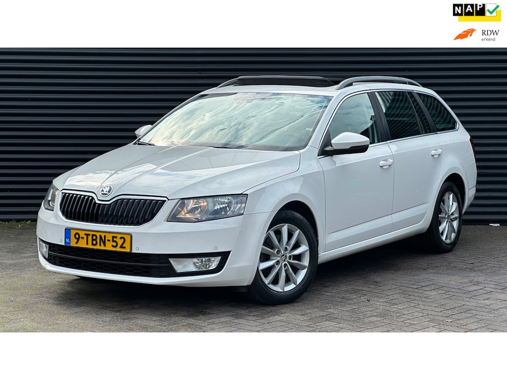 Skoda Octavia Combi 1.2 TSI DSG | Pano | Canton audio | Trekhaak | PDC |