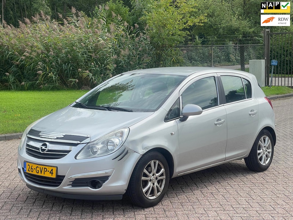 Opel Corsa 1.4-16V Enjoy/INRUILKOOPJE ZO MEENEMEN