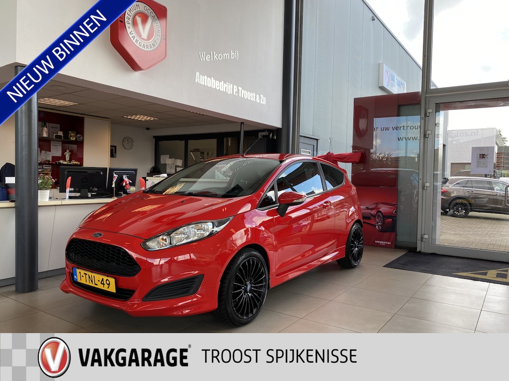 Ford Fiesta 1.0 EcoBoost Hot Hatch,Navigatie,Airco,Cruisecontrol,Bluetooth met Spraakbediening,Elektrischpakket,Spoiler,Milltek Sportuitlaat,Ipod Usb Aansluiting,17 Inch Lmv