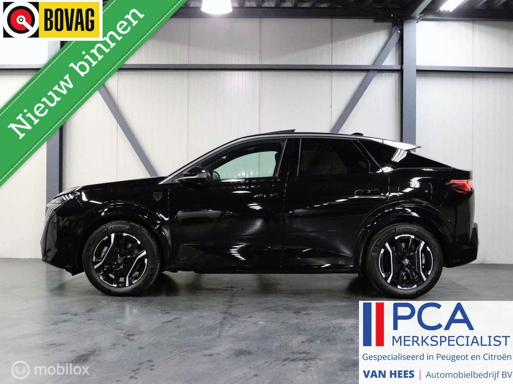 Peugeot E-3008 GT 73 kWh 210 pk Warmtepomp PanoSchuifdak Leer alcantara 360''camera