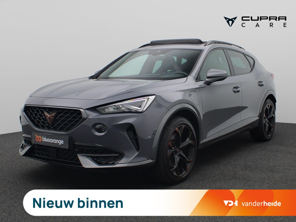 CUPRA Formentor 1.4 e-Hybrid VZ Performance 245PK DSG SOH 87%, Trekhaak, Achteruitrijcamera, Keyless, Panoramadak, Side Assist, Navi, Stoel-Stuurverwarming, 19" LM Velgen