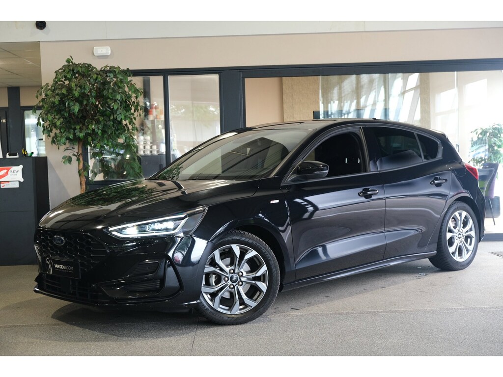 Ford Focus 1.0 EcoBoost Hybrid ST Line X 155pk Navi Cam Led Nieuw Model