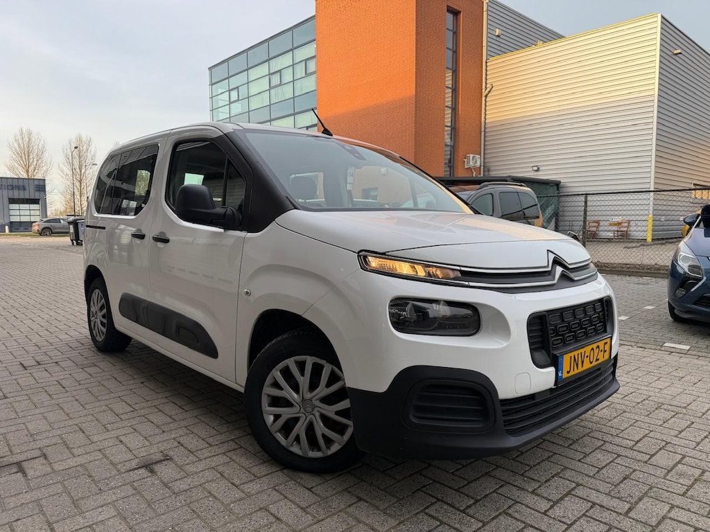 Citroën Berlingo 1.2 Benzine | Trekhaak | Bluetooth | 5 zit