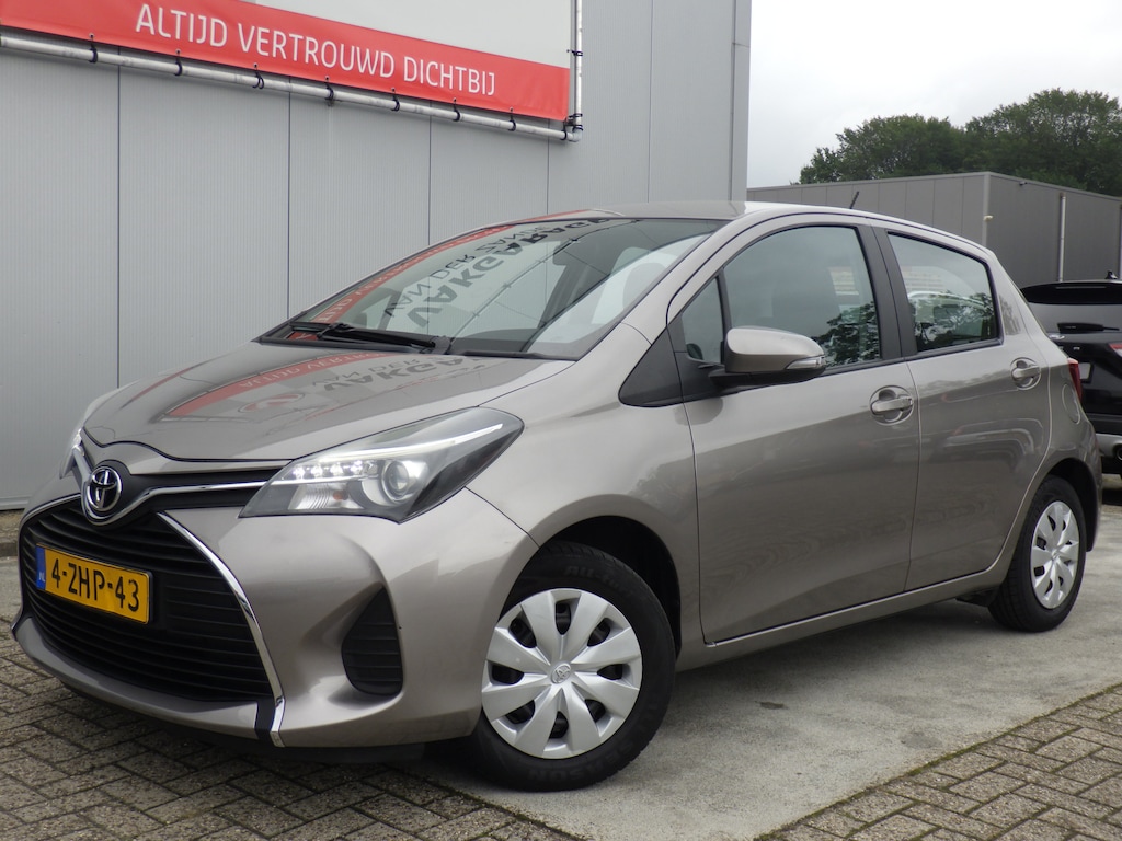 Toyota Yaris 1.0 VVT-i Aspiration Camera, Airco, Trekhaak!