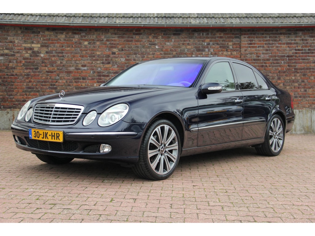 Mercedes-Benz E-klasse 240 Avantgarde Cruise| Stoelverwarming| Trekhaak| NL Auto