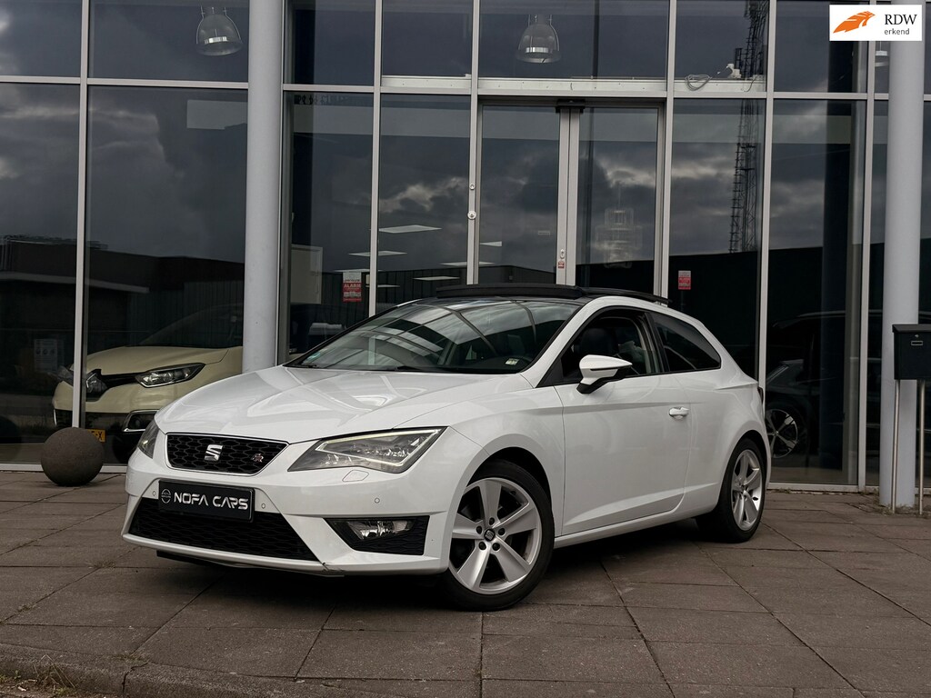 SEAT Leon 1.4 TSI FR|Pano|stoelvewarm|LED|PDC