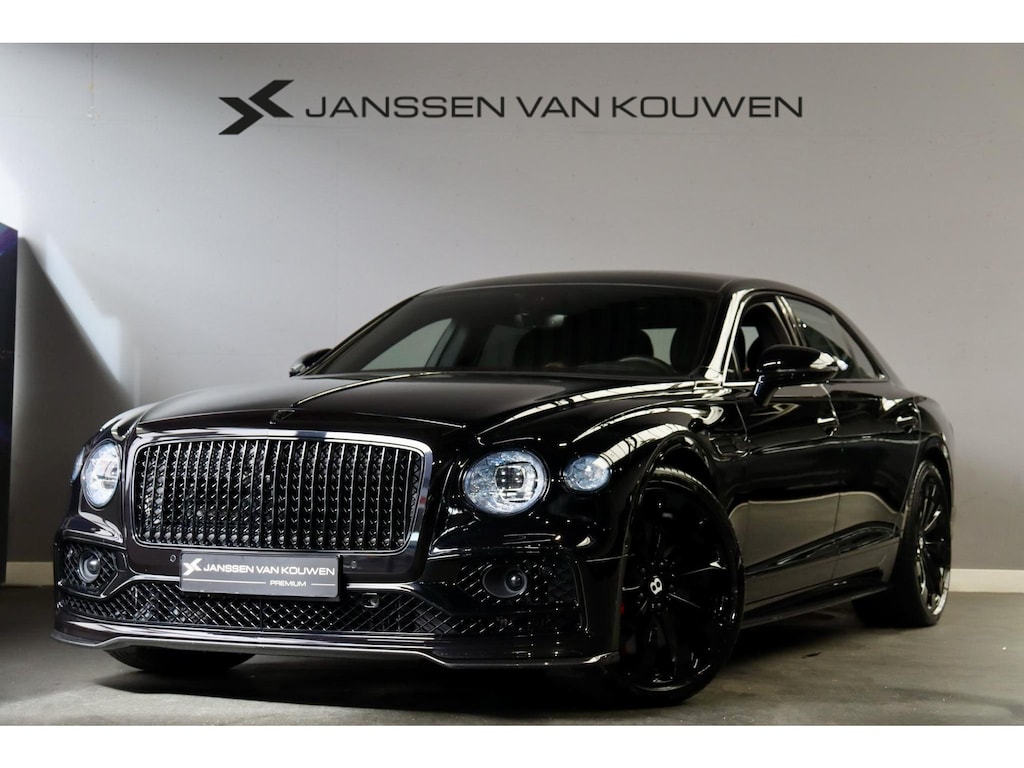 Bentley Flying Spur 4.0 V8 / First Edition / NAIM / Rotating / Pano