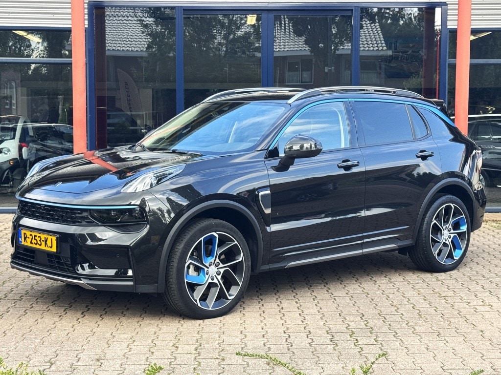 Lynk & Co 01 1.5 Plug-In Hybrid 262PK 7.2KW boordlader 360camera