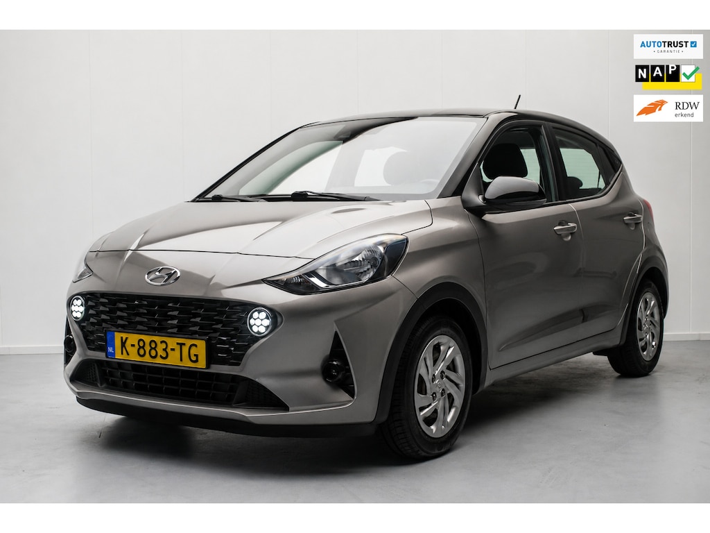 Hyundai i10 Cross 1.0 Comfort NL-auto [ Trekhaak Carplay Airco Cruise Control ]