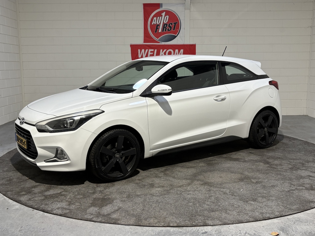 Hyundai i20 Coupé 1.0 T-GDI Comfort, Clima, Cruise, Camera, P sensoren, Led, 17 inch, Navi, Blue tooth, Prijs incl. apk, beurt en 3 mnd garantie