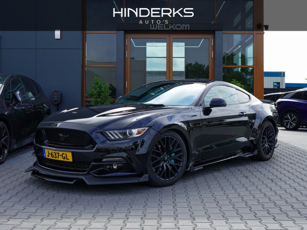 Ford Mustang Fastback 5.0 GT | Borla | Carbon | Wide Body | Camera | Cruise | Shaker | Brembo |