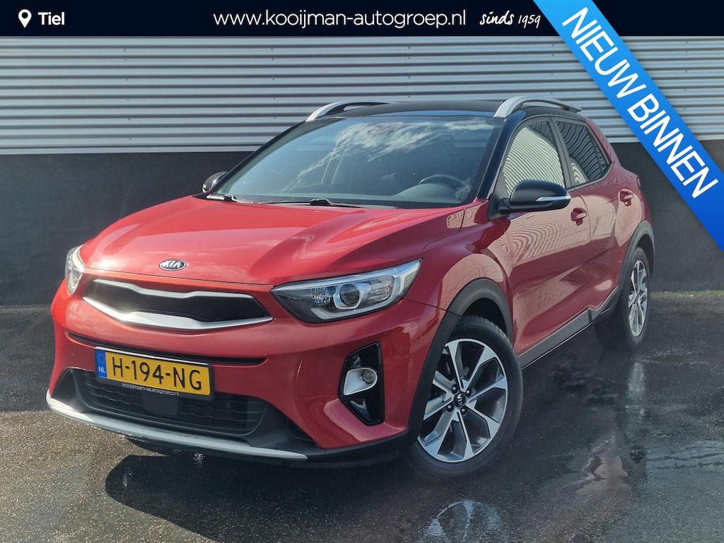 Kia Stonic 1.0 T-GDi DynamicPlusLine Nieuw geleverd en dealeronderhouden, Navigatie, Smart Key, Privacy glass, Achteruitrijcamera, Cruise control, Climate control