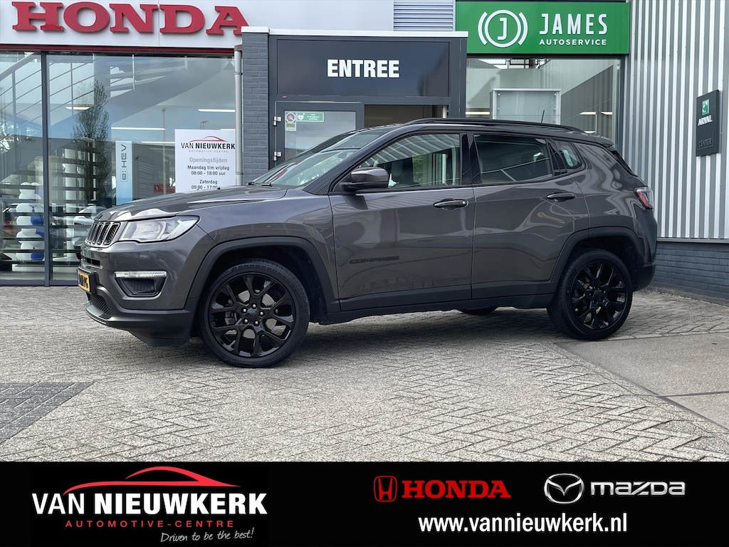 Jeep Compass 1.3 MultiAir 150pk Automaat Night Libert Edition | Trekhaak
