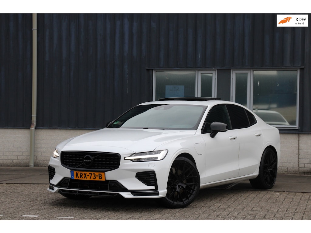Volvo S60 2.0 T8 AWD R-Design Pano Memory Harman&Kardon BTW Heico Look