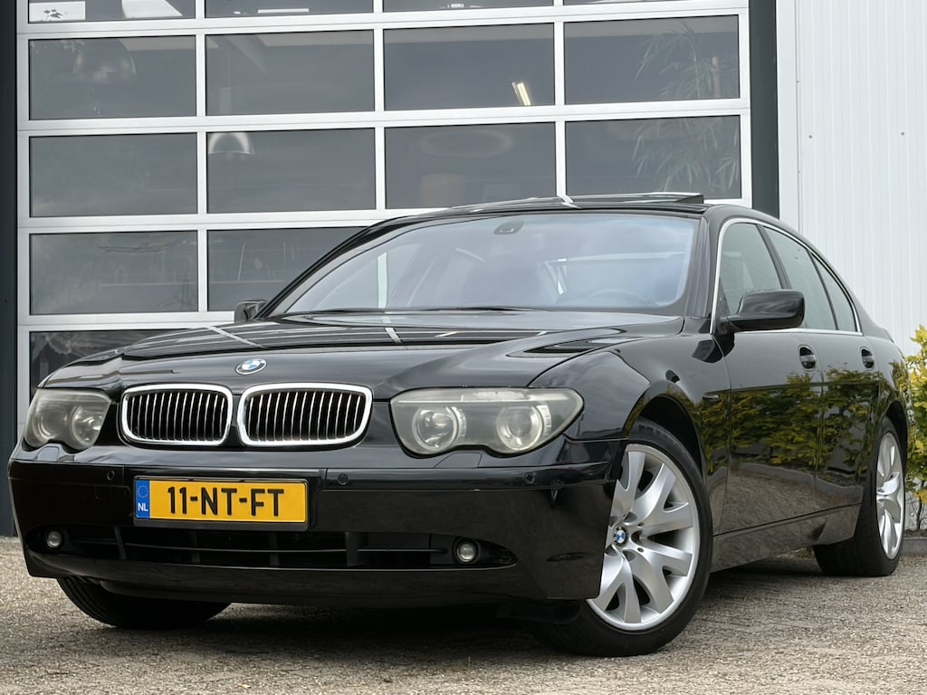 BMW 7-Serie 745i Executive 333pk | Xenon koplampen | Bluetooth | Comfortstoelen met elektr. verstelling en geheugen | Cruise control | Elektrisch glazen schuif-/kanteldak | Lederen bekleding | Park Distance Control | Perfect onderhouden!