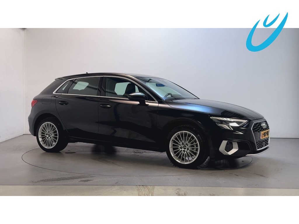 Audi A3 Sportback 30 TFSI Advanced Edition Navigatie Parkeersensoren DAB+ App-Connect