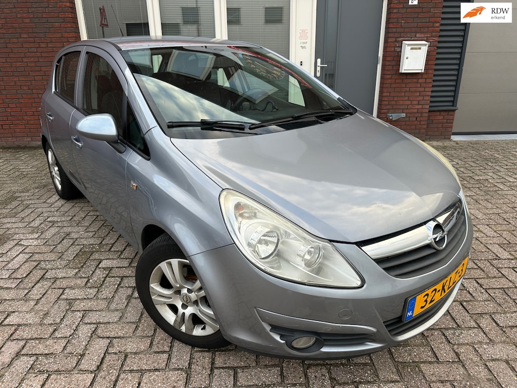 Opel Corsa 1.2-16V Enjoy / Airco / Cruise / 5DRS / LM / NAP