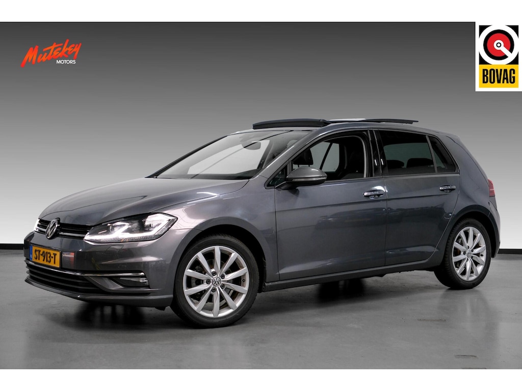 Volkswagen Golf 1.5 TSI Highline| Carplay | Pano | Massage