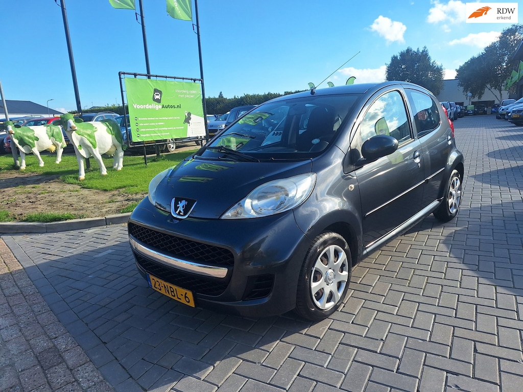 Peugeot 107 1.0-12V XS / Zeee nette auto / APK sept 2027