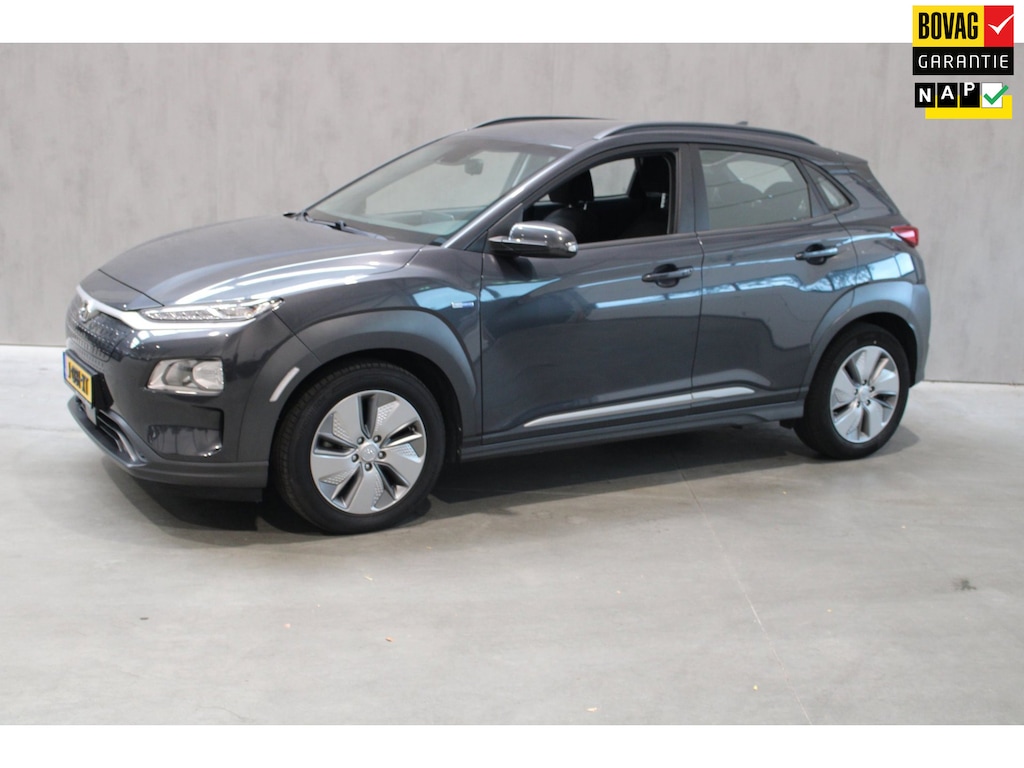 Hyundai Kona Electric EV Comfort 64 kWh Camera/Carplay 97.5% SOH Prijs is rijklaar incl Bovag