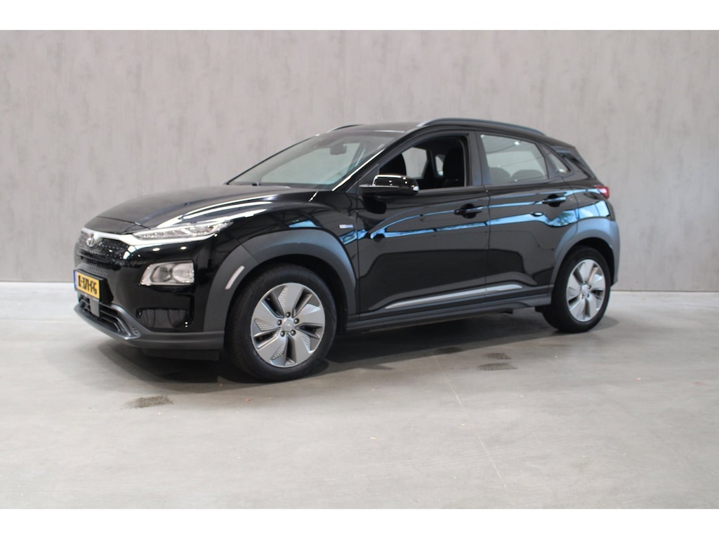 Hyundai Kona Electric EV Comfort 64 kWh Camera/Carplay 98,3% SOH Prijs is rijklaar incl Bovag