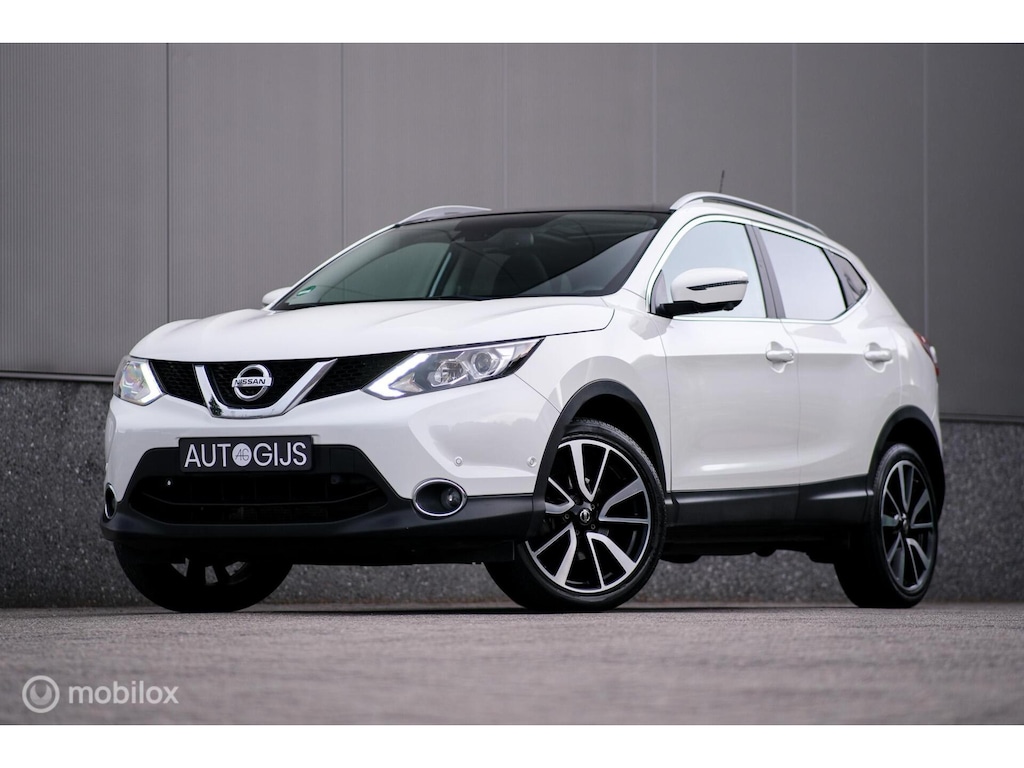 Nissan Qashqai 1.2 Tekna | 1e eigenaar | Leder | Trekhaak | Panorama | 360 camera | NL auto NAP | LED | Stoelverwarming |