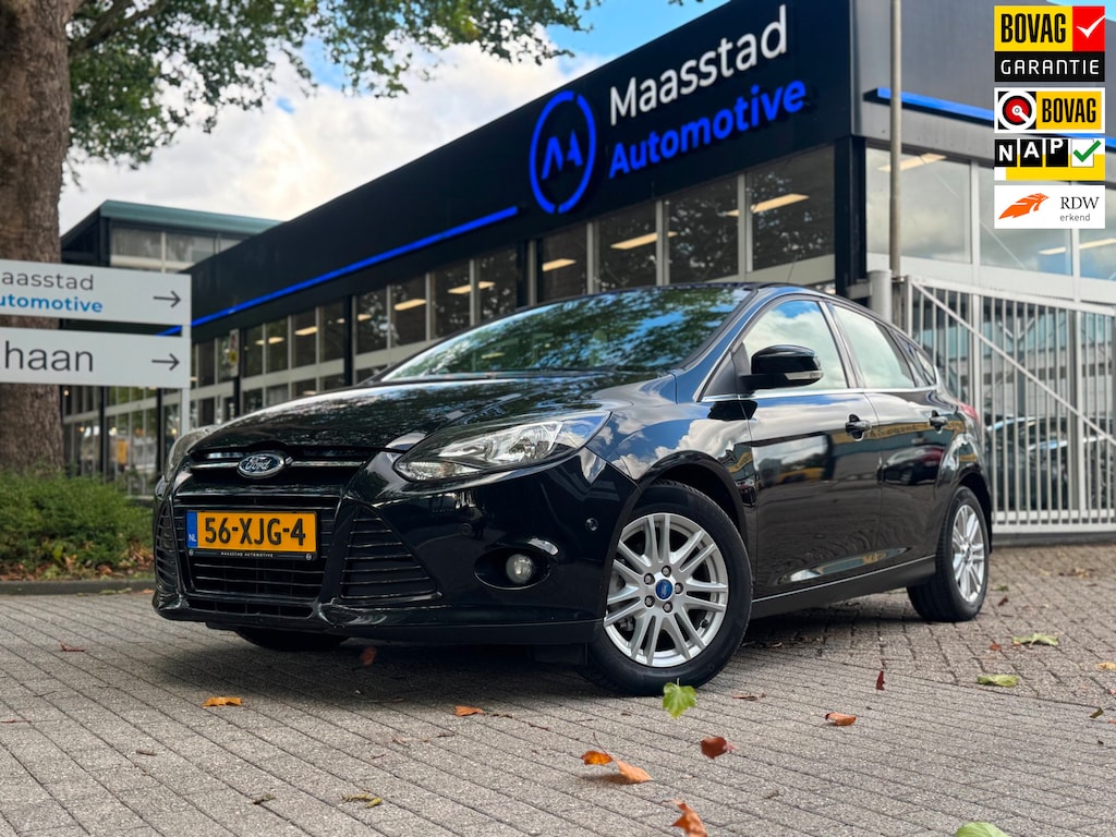 Ford Focus 1.0 EcoBoost Lease Titanium Navi Cruise airco Sportief Parkassist
