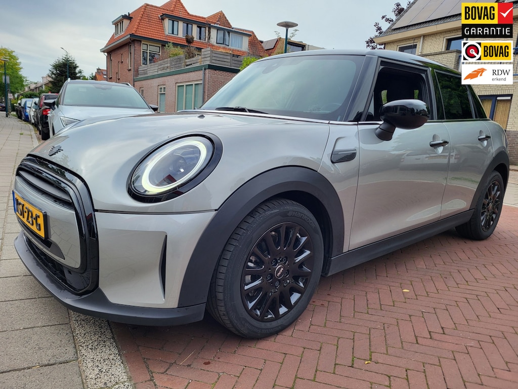 MINI Cooper 5-Deurs 1.5 Camden Go Edition garantie mogelijk tm 2036