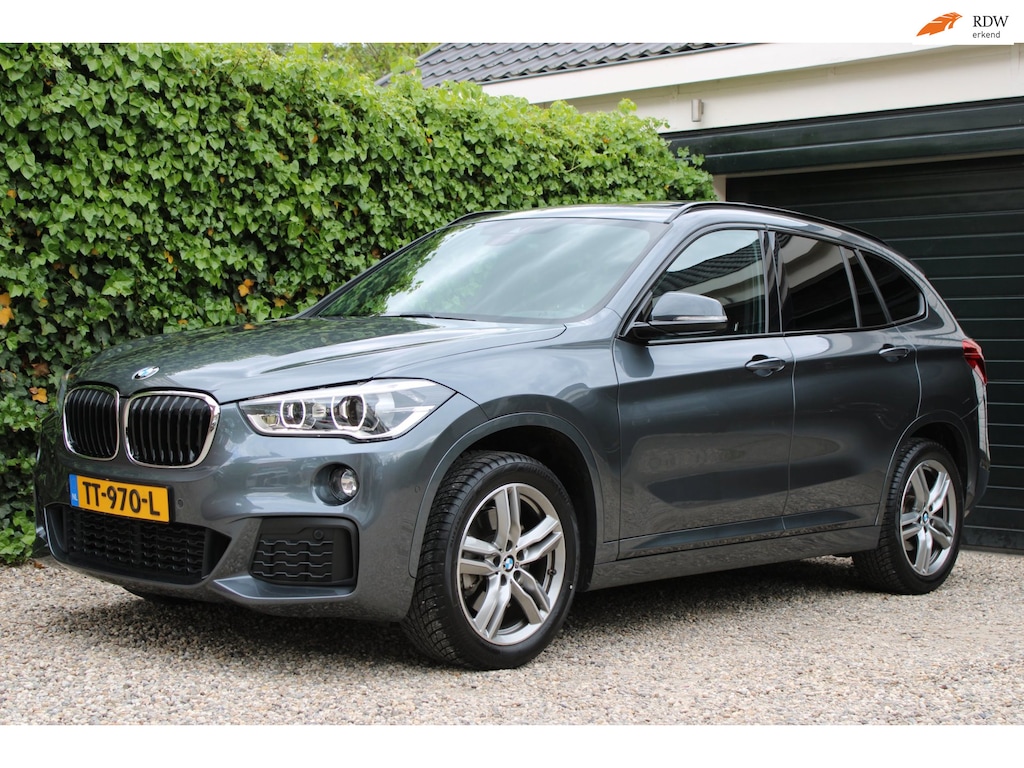 BMW X1 XDrive25d High Executive | 231 PK | Full options