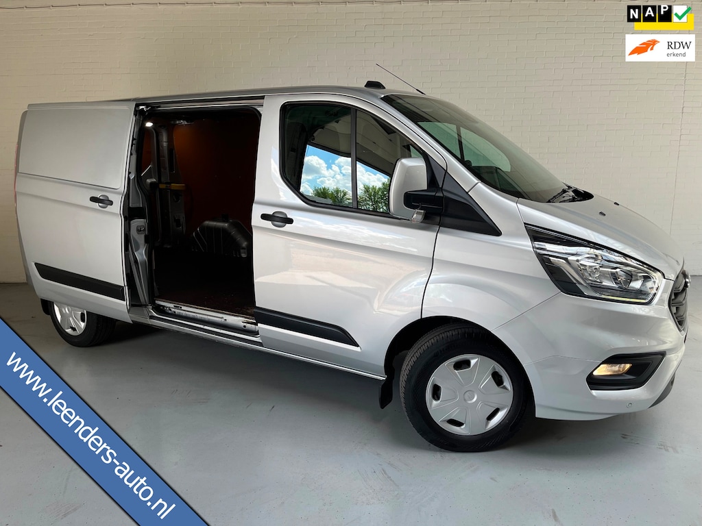 Ford Transit Custom L2H1 Automaat 300 2.0 TDCI 130pk Limited 3persoons, Airco, Navigatie, Trekhaak, Metallic lak, RIJKLAARPRIJS